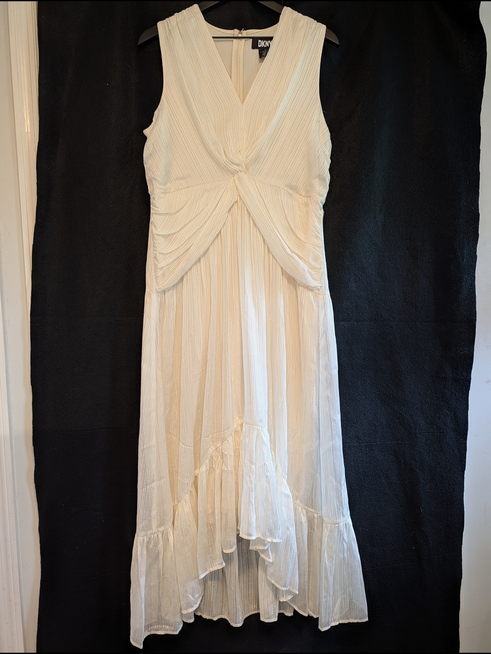 DKNY Ivory NEW Metallic Plisse Pleated Maxi Dress  12 Twist Front Wedding Guest